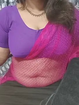 Snapshot of Tamilsathya2024 chatting on May 18, 2026, 5:13 am Tamilsathya2024 online show from May 18, 2026, 5:13 am