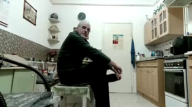 farock online show from January 1, 2025, 6:06 pm