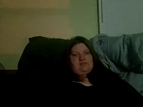 Snapshot of chrissybear84 chatting on March 18, 2026, 11:13 am chrissybear84 online show from March 18, 2026, 11:13 am