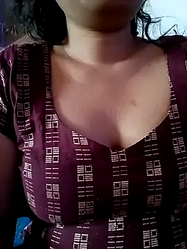 Snapshot of sunita-doll chatting on December 23, 2025, 9:41 am sunita-doll online show from December 23, 2025, 9:41 am