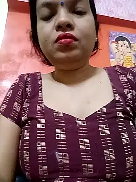 Snapshot of sunita-doll chatting on January 6, 2026, 1:31 am sunita-doll online show from January 6, 2026, 1:31 am