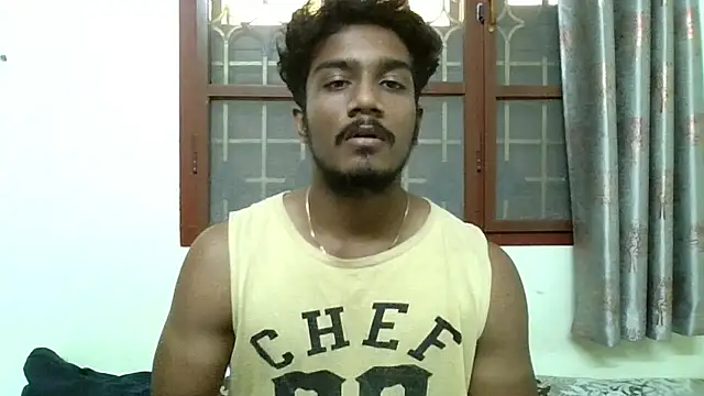 freaok t online show from November 12, 2025, 9:24 am