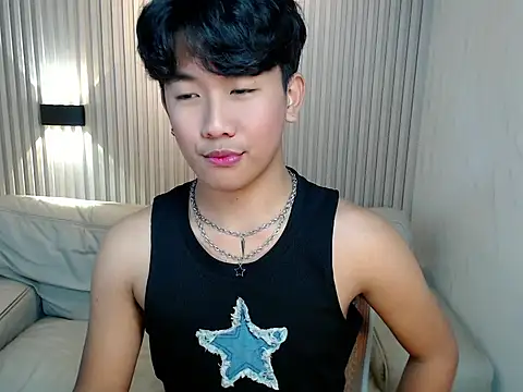 Snapshot of dangerzone0122 chatting on November 21, 2025, 5:01 pm dangerzone0122 online show from November 21, 2025, 5:01 pm