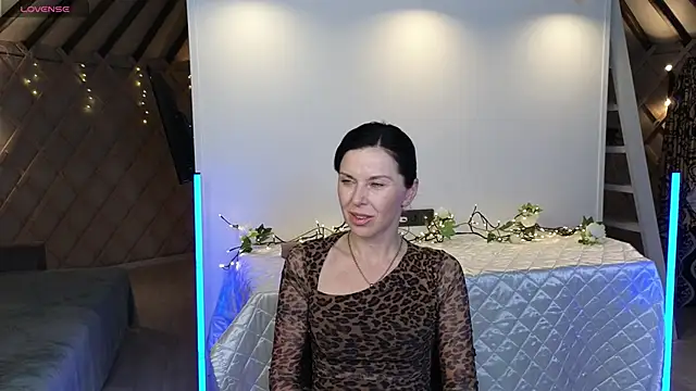 Snapshot of LinaJoy chatting on May 29, 2026, 9:32 pm LinaJoy online show from May 29, 2026, 9:32 pm