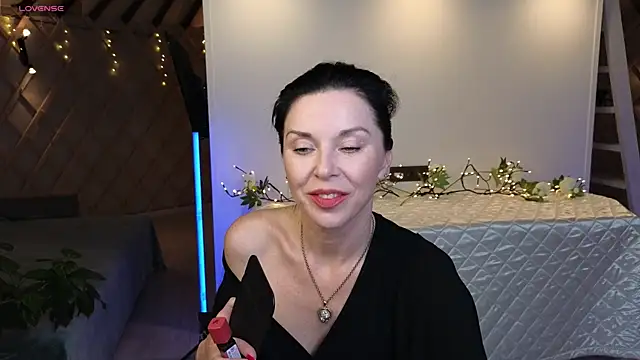 Snapshot of LinaJoy chatting on May 28, 2026, 8:59 pm LinaJoy online show from May 28, 2026, 8:59 pm