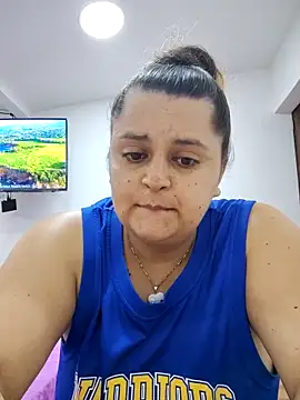 Miss balloonsmila online show from November 7, 2025, 2:16 am