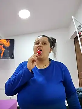 Miss balloonsmila online show from December 4, 2025, 7:02 pm