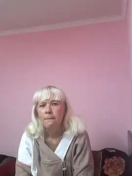 Snapshot of sakura_blonde chatting on September 24, 2025, 5:14 am sakura blonde online show from September 24, 2025, 5:14 am