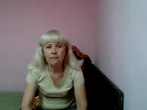 Snapshot of sakura_blonde chatting on February 27, 2025, 1:38 pm sakura blonde online show from February 27, 2025, 1:38 pm