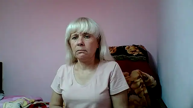 sakura blonde online show from December 2, 2025, 6:42 pm