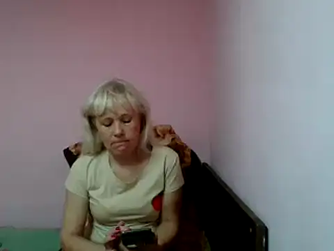 Snapshot of sakura_blonde chatting on March 2, 2025, 10:16 am sakura blonde online show from March 2, 2025, 10:16 am