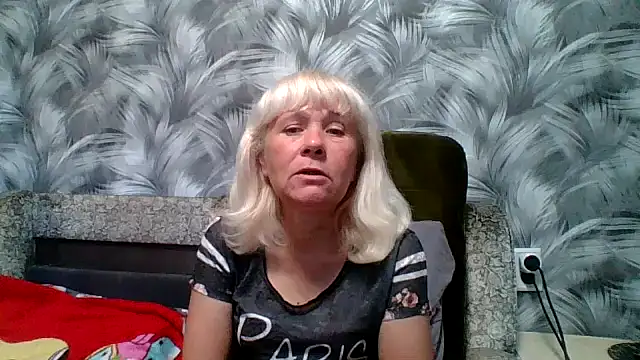 sakura blonde online show from November 1, 2025, 7:35 am