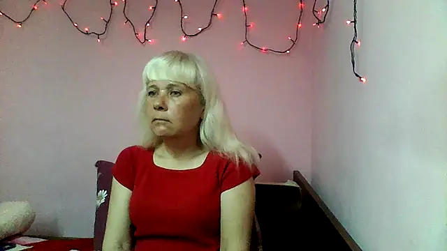 sakura blonde online show from March 18, 2026, 5:10 am