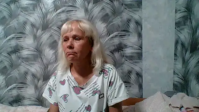 Snapshot of sakura_blonde chatting on October 7, 2025, 2:51 pm sakura blonde online show from October 7, 2025, 2:51 pm