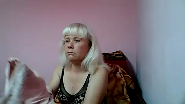 sakura blonde online show from December 1, 2025, 3:51 am