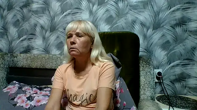 Snapshot of sakura_blonde chatting on October 12, 2025, 7:59 pm sakura blonde online show from October 12, 2025, 7:59 pm