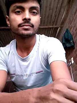 Snapshot of Suraj223kumar chatting on November 4, 2025, 2:37 am Suraj223kumar online show from November 4, 2025, 2:37 am