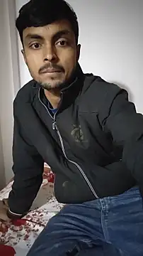 Snapshot of Suraj223kumar chatting on December 17, 2025, 5:45 am Suraj223kumar online show from December 17, 2025, 5:45 am