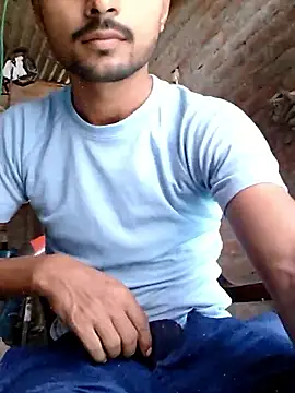 Snapshot of Suraj223kumar chatting on June 5, 2026, 8:09 am Suraj223kumar online show from June 5, 2026, 8:09 am