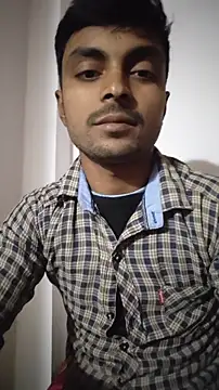 Snapshot of Suraj223kumar chatting on December 5, 2025, 3:10 pm Suraj223kumar online show from December 5, 2025, 3:10 pm