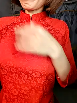 Snapshot of Lucy_limon chatting on November 6, 2025, 9:46 am Lucy limon online show from November 6, 2025, 9:46 am