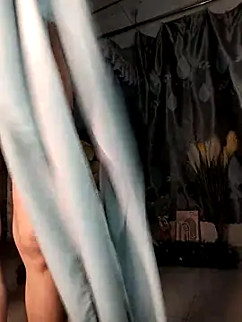 Lucy limon online show from February 3, 2026, 2:53 am