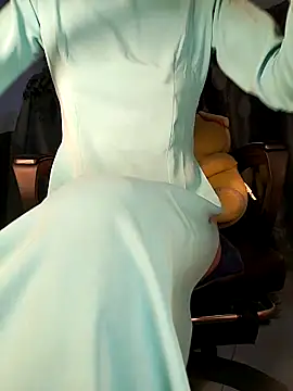 Lucy limon online show from February 3, 2026, 3:39 pm