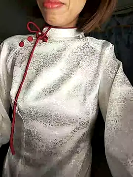 Snapshot of Lucy_limon chatting on December 5, 2025, 10:58 am Lucy limon online show from December 5, 2025, 10:58 am