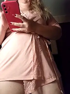 Snapshot of pAuLa_- chatting on September 29, 2025, 1:56 am pAuLa - online show from September 29, 2025, 1:56 am