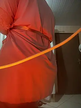 Snapshot of pAuLa_- chatting on February 21, 2025, 5:46 am pAuLa - online show from February 21, 2025, 5:46 am