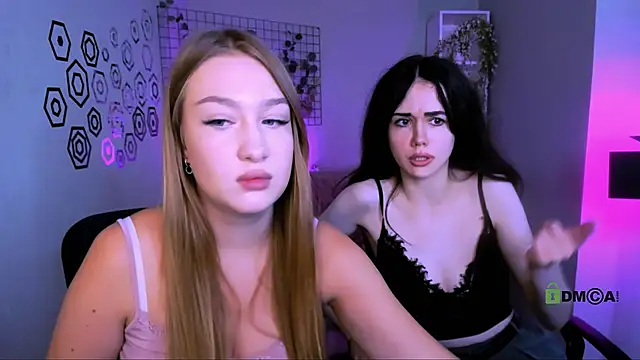 Snapshot of playful_sophie chatting on October 14, 2025, 7:25 pm playful sophie online show from October 14, 2025, 7:25 pm