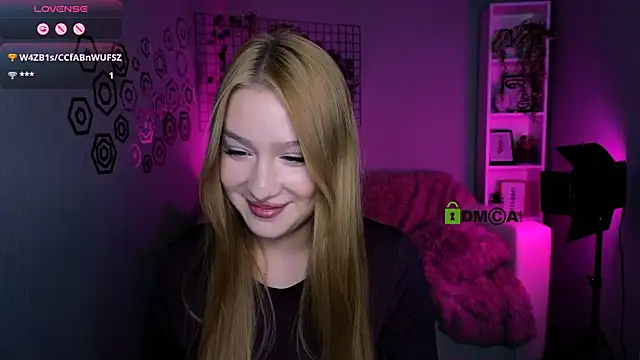 Snapshot of playful_sophie chatting on November 17, 2025, 8:13 pm playful sophie online show from November 17, 2025, 8:13 pm