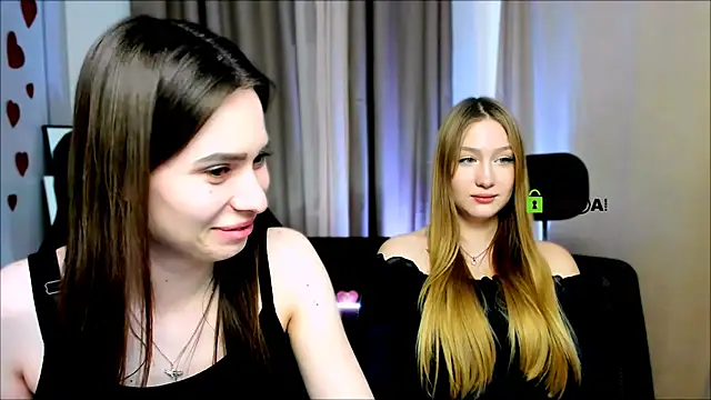 Snapshot of playful_sophie chatting on February 18, 2025, 5:09 pm playful sophie online show from February 18, 2025, 5:09 pm