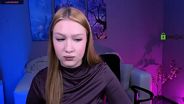 Snapshot of playful_sophie chatting on November 26, 2025, 8:09 pm playful sophie online show from November 26, 2025, 8:09 pm