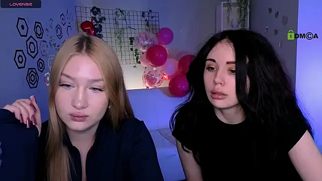 Snapshot of playful_sophie chatting on March 4, 2026, 8:16 pm playful sophie online show from March 4, 2026, 8:16 pm
