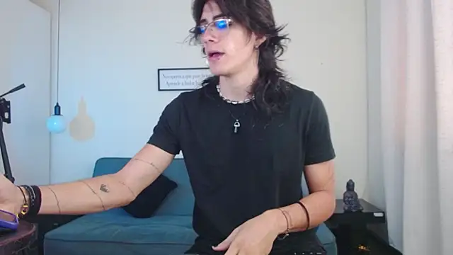 andreey50 online show from February 11, 2025, 1:09 pm