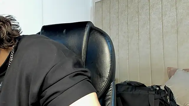 Snapshot of jeicob_gagnon chatting on October 12, 2025, 8:48 am jeicob gagnon online show from October 12, 2025, 8:48 am