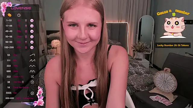 Snapshot of Miss_Esmiie chatting on January 28, 2025, 10:12 am Miss Esmiie online show from January 28, 2025, 10:12 am