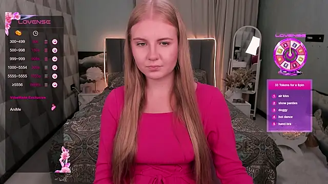 Snapshot of Miss_Esmiie chatting on February 4, 2025, 4:15 am Miss Esmiie online show from February 4, 2025, 4:15 am