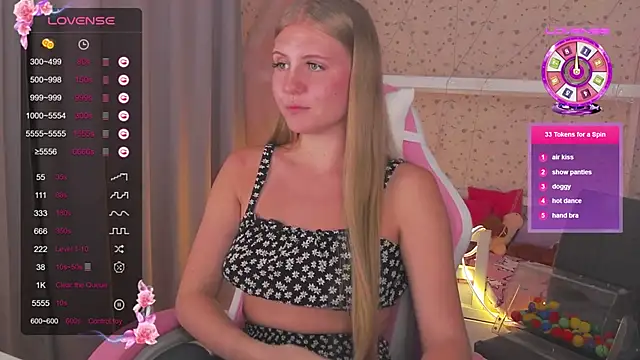 Snapshot of Miss_Esmiie chatting on January 30, 2025, 6:21 pm Miss Esmiie online show from January 30, 2025, 6:21 pm