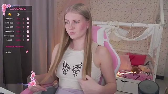 Snapshot of Miss_Esmiie chatting on January 3, 2025, 7:16 am Miss Esmiie online show from January 3, 2025, 7:16 am