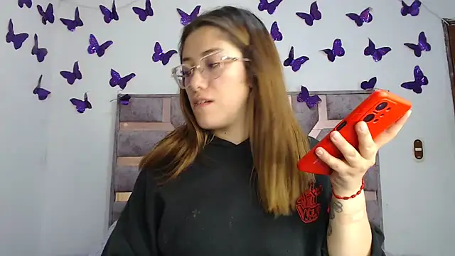 Anny Fox- online show from December 20, 2025, 4:37 am