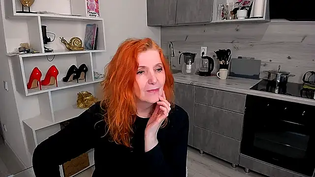 Snapshot of Fire-Fox-One chatting on May 11, 2026, 6:16 pm Fire-Fox-One online show from May 11, 2026, 6:16 pm