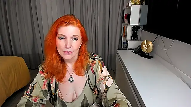 Snapshot of Fire-Fox-One chatting on April 26, 2026, 7:22 pm Fire-Fox-One online show from April 26, 2026, 7:22 pm
