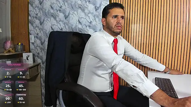 Hideintheoffice online show from March 11, 2026, 11:48 am