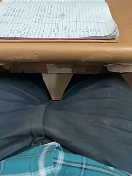 Hillz king 98 online show from February 4, 2025, 11:49 pm