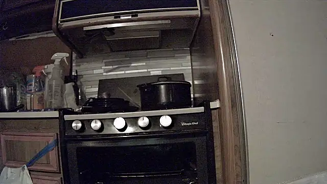 JuicyFuckinPussy online show from January 27, 2025, 10:05 am