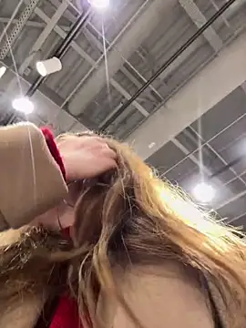 MayaMystic online show from February 26, 2025, 9:12 am