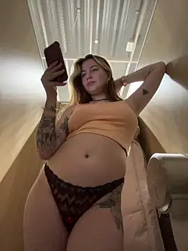 MayaMystic online show from March 1, 2025, 11:39 am