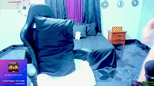 LilSasha online show from September 28, 2025, 4:41 am